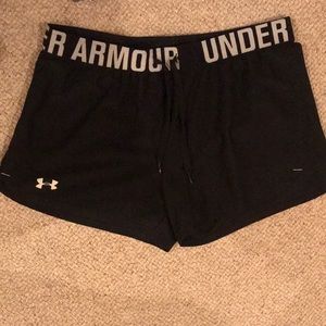 under armour shorts black